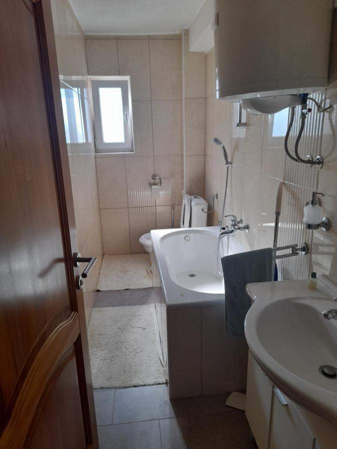 Apartman Zoran Ливно Экстерьер фото